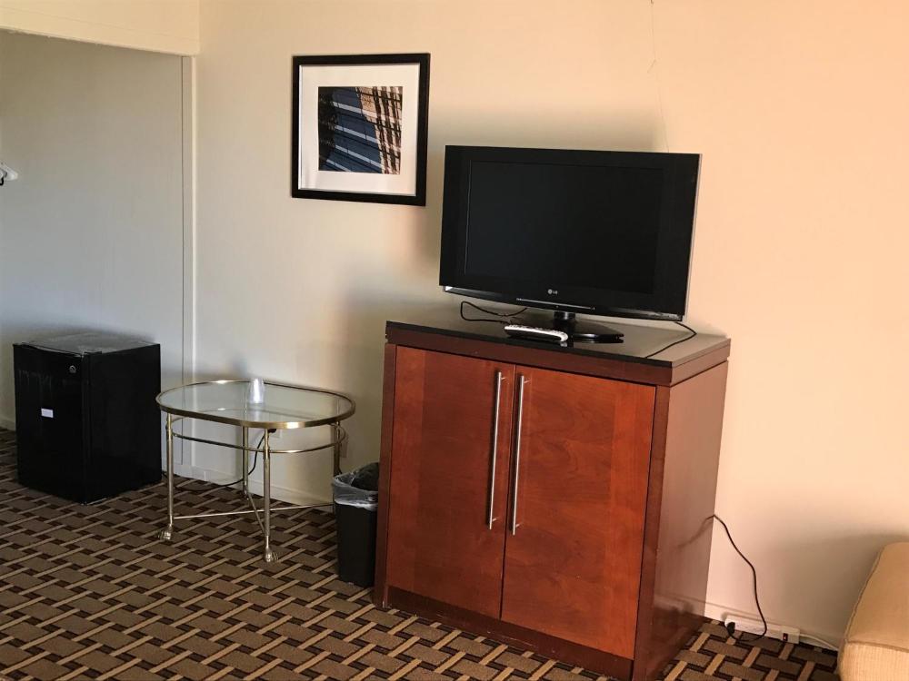 King Room with Spa Bath
